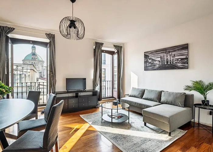 Elegant 2 Bedrooms Near Duomo Lejlighed Milano