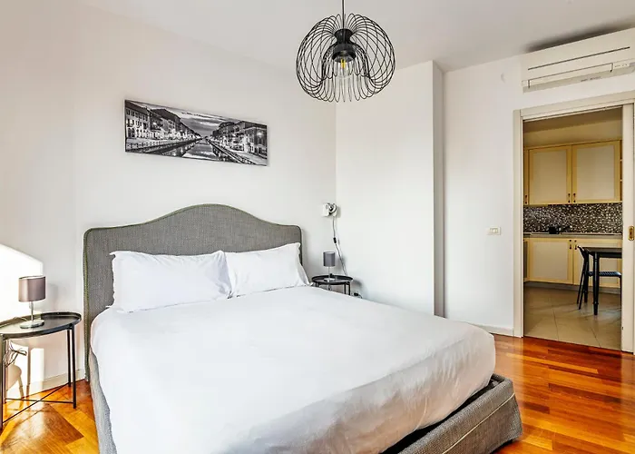 Lejlighed Elegant 2 Bedrooms Near Duomo